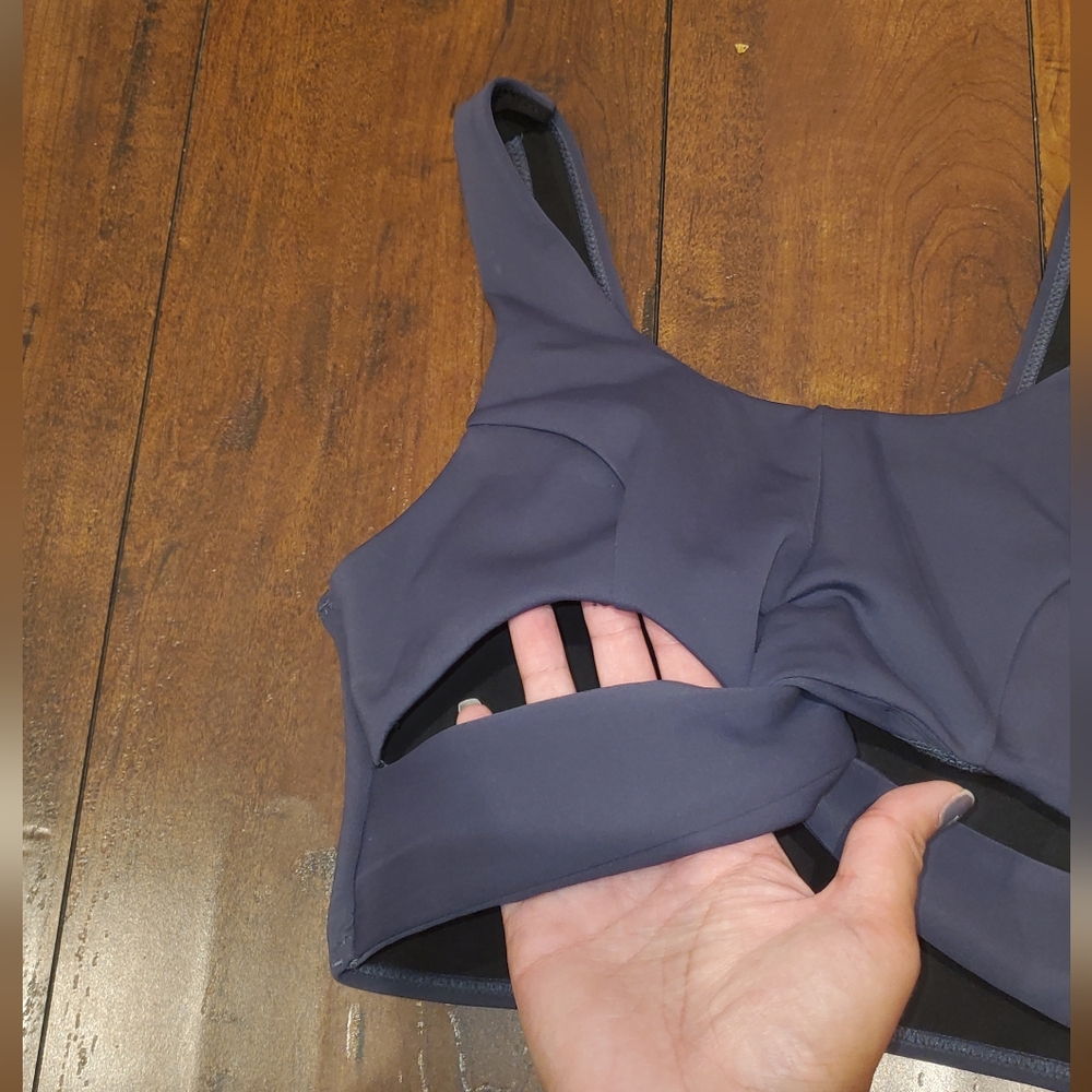 Lovewave Revolve Zuma Sports Bra in size Medium Gray - Picture 4 of 9